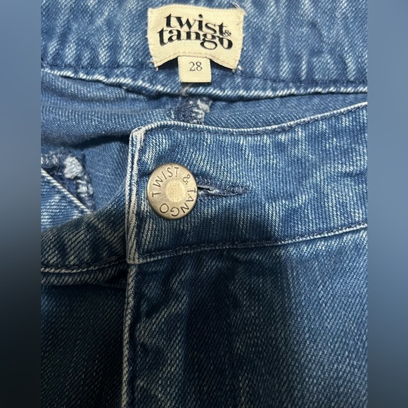 Twist & Tango Flare Women’s Jeans - Picture 2 of 5